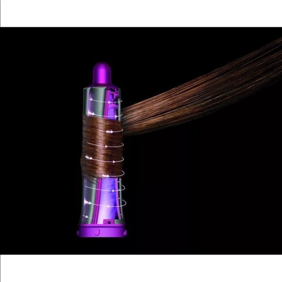 Brand new Dynson Airwrap - Style: Smooth + Control - Picture 6 of 7